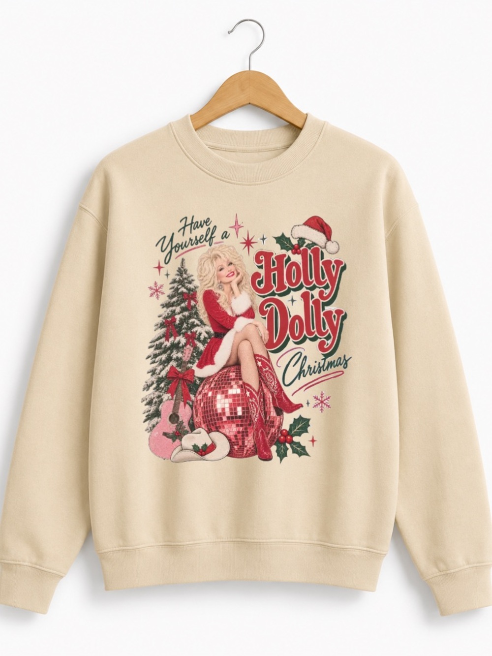 Sand Holly Dolly Christmas Graphic Short Sleeve Tee